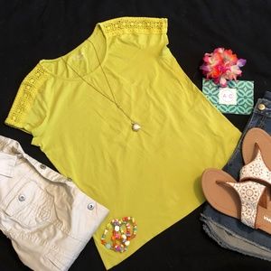 Chartruse green/yellow cap sleeve knit top